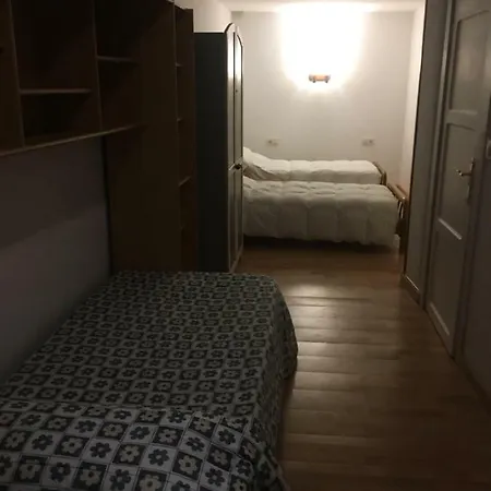 Alojamiento Ideal Grupo Nocleg ze śniadaniem Vigo